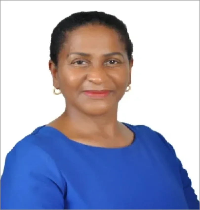 PEARL HOREAU